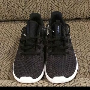 (DR2)NEW ADDIDAS RUNNING SNEAKERS!!!